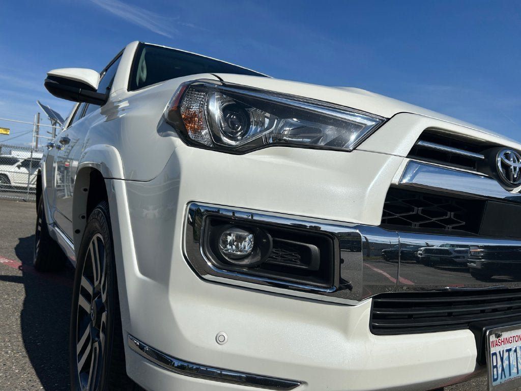 Used 2021 Toyota 4Runner Limited AWD/4WD image 34
