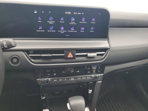 Used 2025 Kia Seltos EX w/ EX Sunroof Package image 15