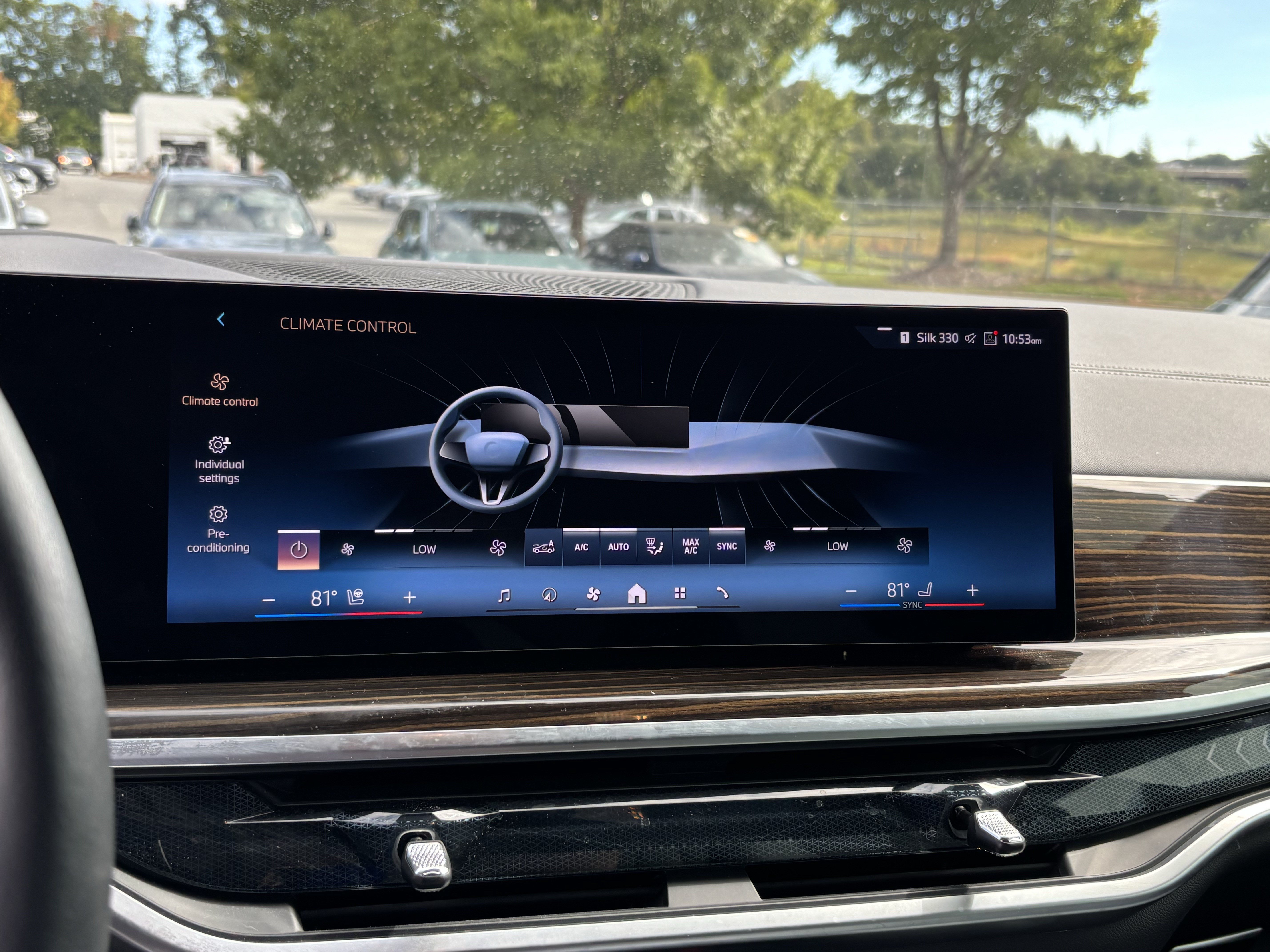 Certified 2025 BMW X5 sDrive40i w/ Premium Package RWD image 29