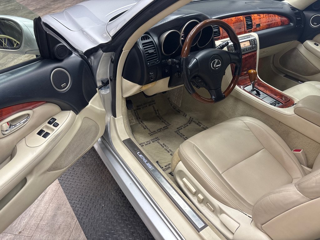 Used 2007 Lexus SC 430 Convertible w/ Preferred Accessory Pkg RWD image 23