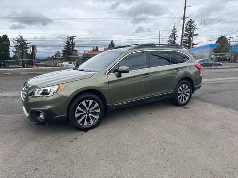 Used 2017 Subaru Outback 2.5i Limited image 11