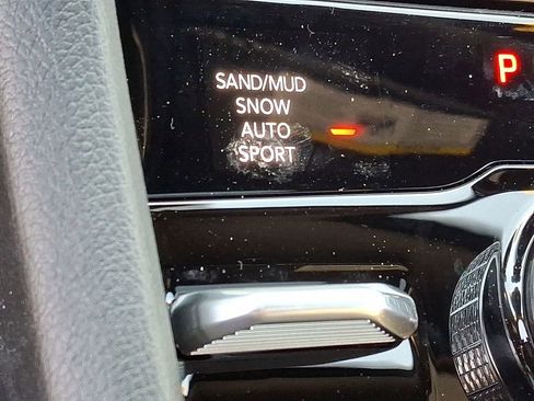 New 2026 Jeep Grand Cherokee Altitude AWD/4WD image 18