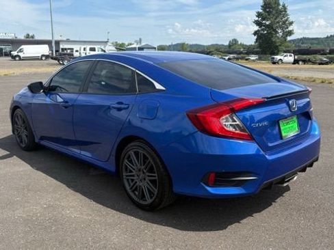 Used 2020 Honda Civic Sport image 16