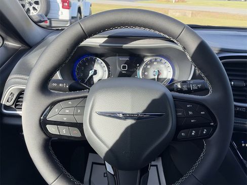 New 2026 Chrysler Pacifica Select w/ S Appearance Package image 14