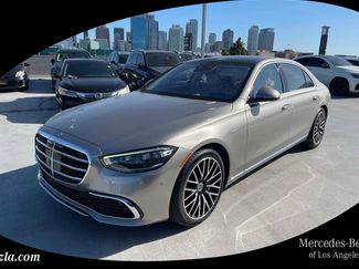Used 2023 Mercedes-Benz S 580 4MATIC Sedan video 1