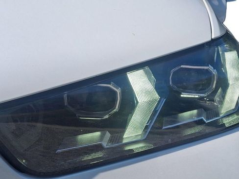 Certified 2025 BMW X5 xDrive50e w/ Climate Comfort Package image 8