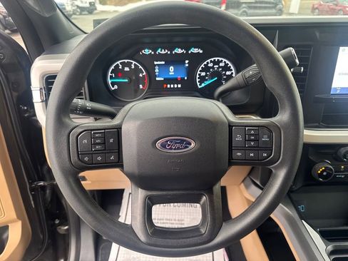 Used 2025 Ford F350 XLT image 35