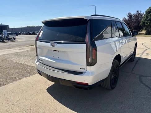 Used 2022 Cadillac Escalade Sport Platinum AWD/4WD image 13