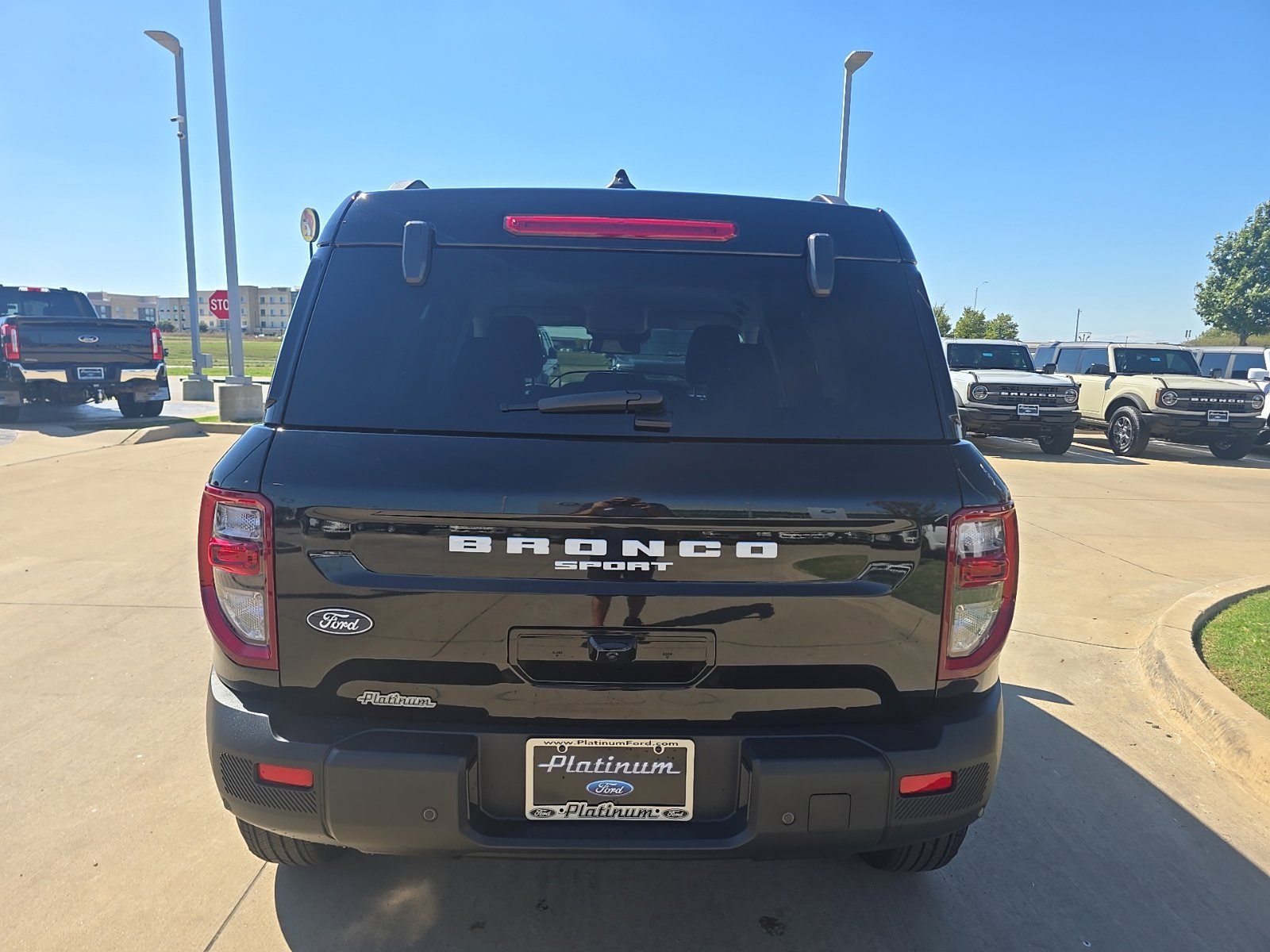 New 2026 Ford Bronco Sport Outer Banks w/ Outer Banks Tech Package+ AWD/4WD image 4