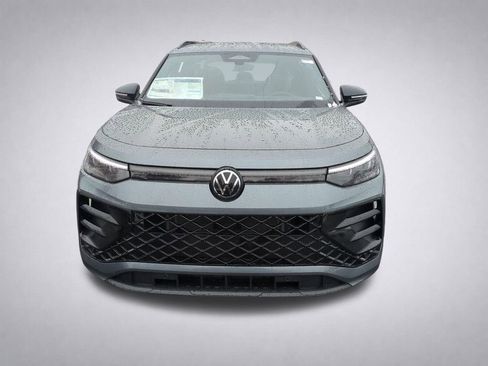 New 2026 Volkswagen Tiguan SE R-Line AWD/4WD image 8
