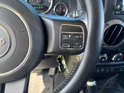 Used 2012 Jeep Wrangler Unlimited Sport w/ PWR Convenience Group AWD/4WD image 12
