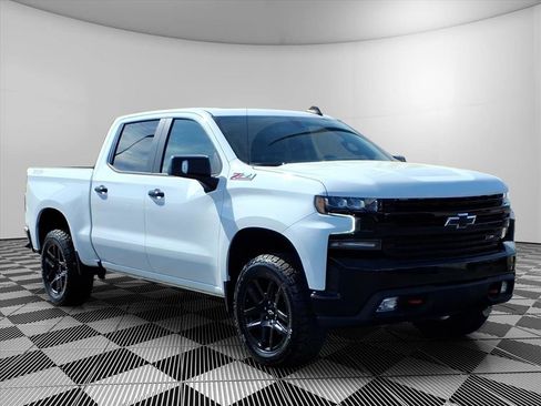 Used 2021 Chevrolet Silverado 1500 LT Trail Boss w/ Convenience Package II AWD/4WD image 1