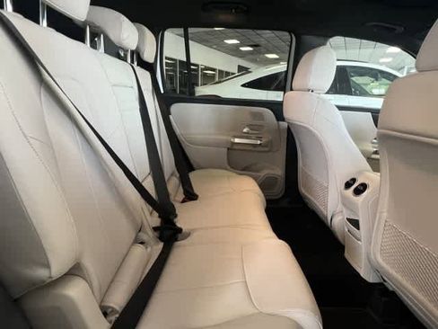 New 2026 Mercedes-Benz GLB 250 image 22