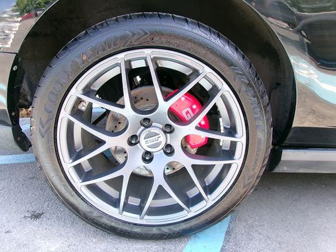 Used 2010 Ford Mustang GT Premium RWD image 7