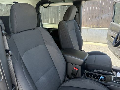 Used 2023 Jeep Wrangler Sport AWD/4WD image 26