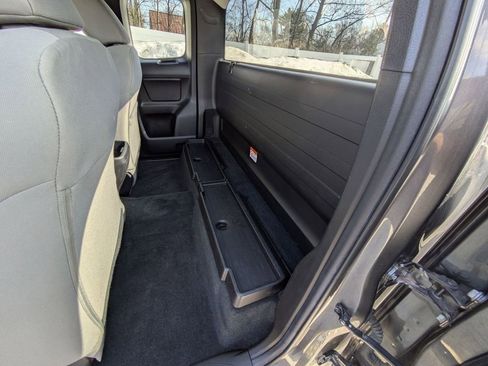 Used 2023 Toyota Tacoma SR image 15