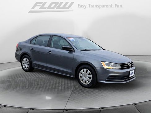 Used 2015 Volkswagen Jetta S image 1