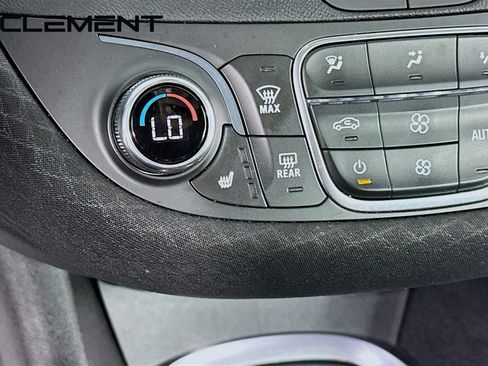 Used 2024 Chevrolet Malibu LT FWD image 23