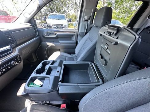 Used 2022 Chevrolet Silverado 1500 LT Trail Boss w/ LPO, Dark Essentials Package AWD/4WD image 24