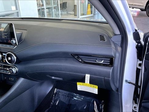 Used 2025 Nissan Sentra SV w/ All-Weather Package FWD image 26