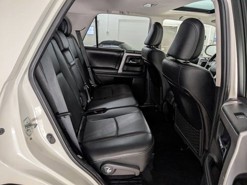 Used 2017 Toyota 4Runner Limited AWD/4WD image 19