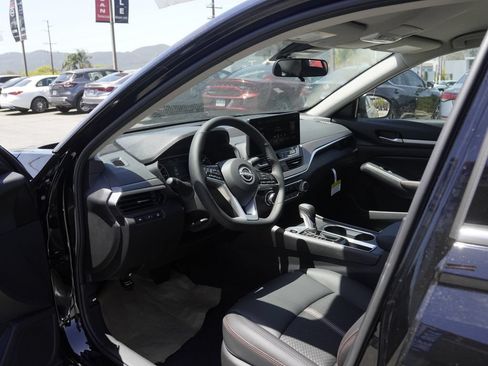New 2026 Nissan Altima 2.5 SR FWD image 23