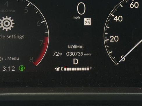 Certified 2025 Honda HR-V LX image 31