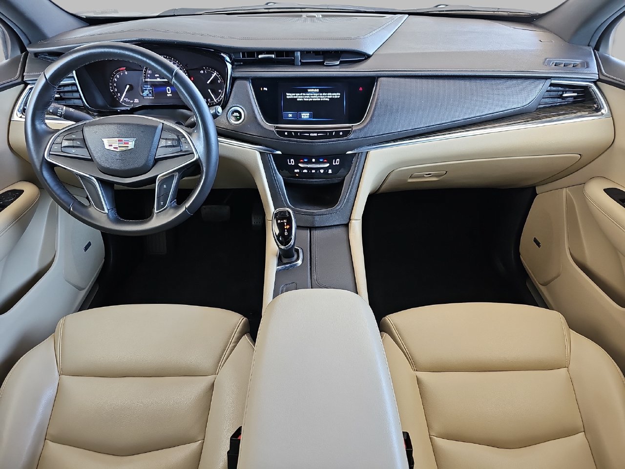 Used 2017 Cadillac XT5 FWD image 9