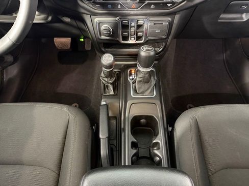 Used 2023 Jeep Wrangler Unlimited w/ 8.4" Radio Group image 17