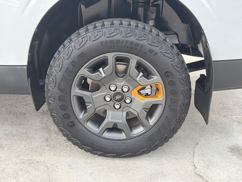 Used 2025 Ford Maverick Tremor AWD/4WD image 21