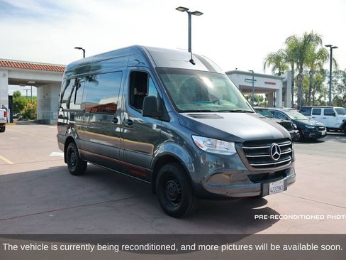 Used 2022 Mercedes-Benz Sprinter 144 Cargo image 8