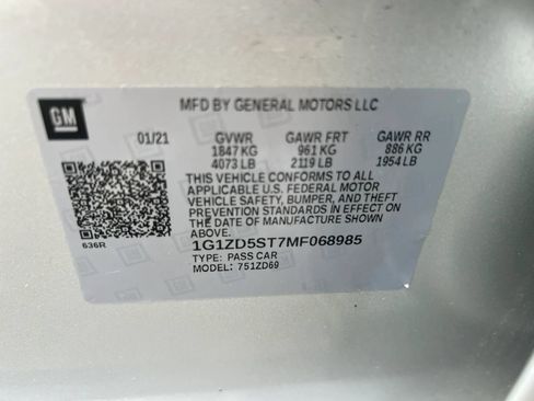 Used 2021 Chevrolet Malibu LT FWD image 28