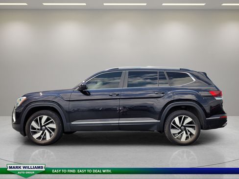 Used 2024 Volkswagen Atlas SEL AWD/4WD image 7