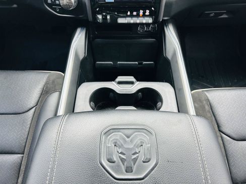 Used 2024 RAM 1500 Laramie AWD/4WD image 25