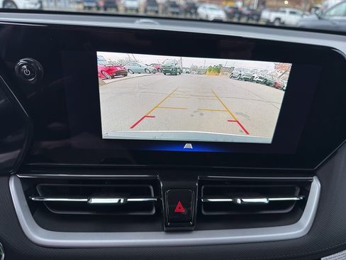 New 2026 Chevrolet TrailBlazer LT w/ Driver Confidence Package image 18