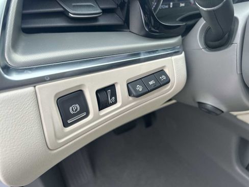 New 2026 Cadillac XT5 Premium Luxury image 18