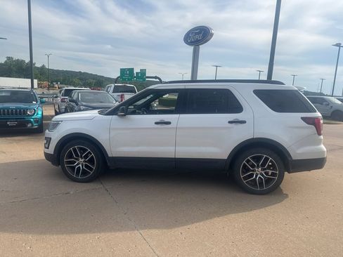Used 2016 Ford Explorer Sport w/ Equipment Group 401A AWD/4WD image 6