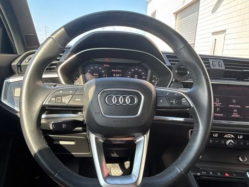 Used 2021 Audi Q3 2.0T Premium w/ Convenience Package AWD/4WD image 23