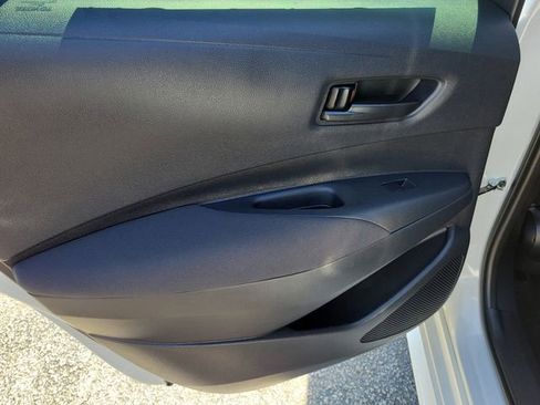 Used 2024 Toyota Corolla LE image 9