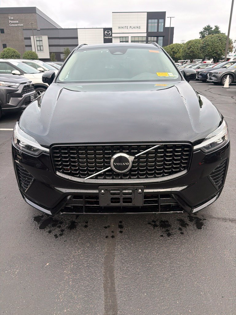 Certified 2024 Volvo XC60 B5 Core w/ Protection Package Premier AWD/4WD image 5