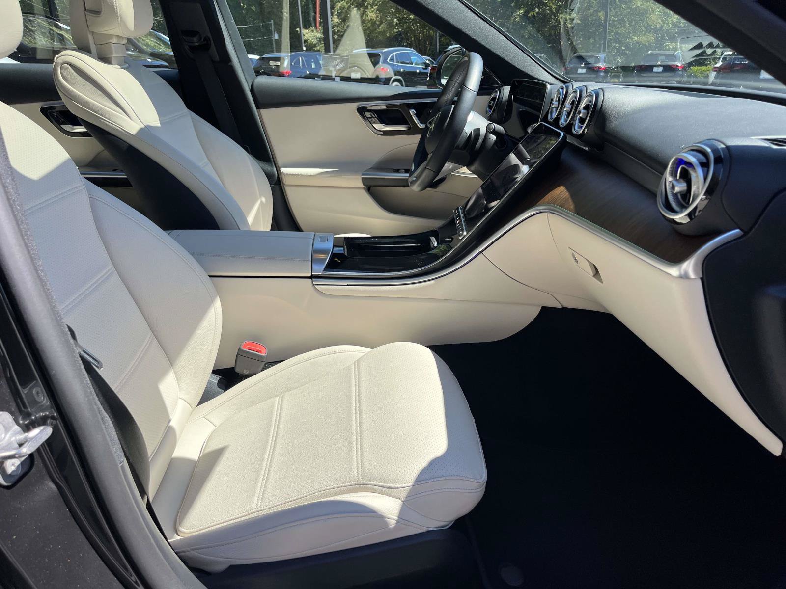 Certified 2025 Mercedes-Benz C 300 4MATIC Sedan image 57