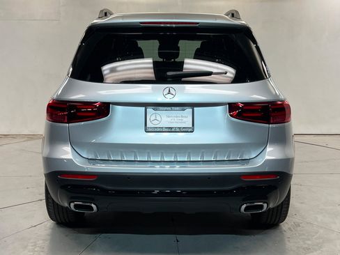 New 2026 Mercedes-Benz GLB 250 4MATIC image 4