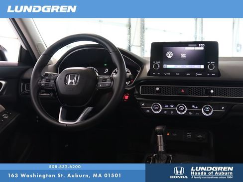 Used 2024 Honda Civic EX-L image 5