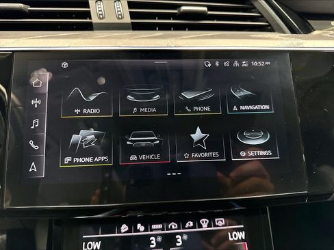Certified 2024 Audi Q8 e-tron Premium Plus w/ Prestige Package AWD/4WD image 9
