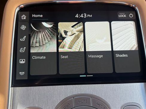 Used 2023 Genesis G90 3.5T AWD/4WD image 30