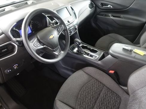 Used 2024 Chevrolet Equinox LT FWD image 10
