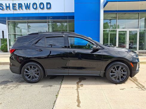Used 2022 Chevrolet Equinox RS w/ RS Leather Package AWD/4WD image 7