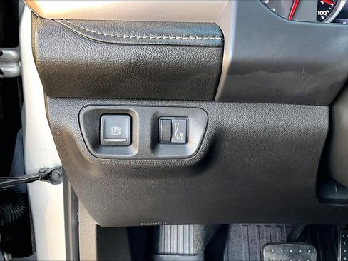 Used 2017 GMC Acadia Denali image 34