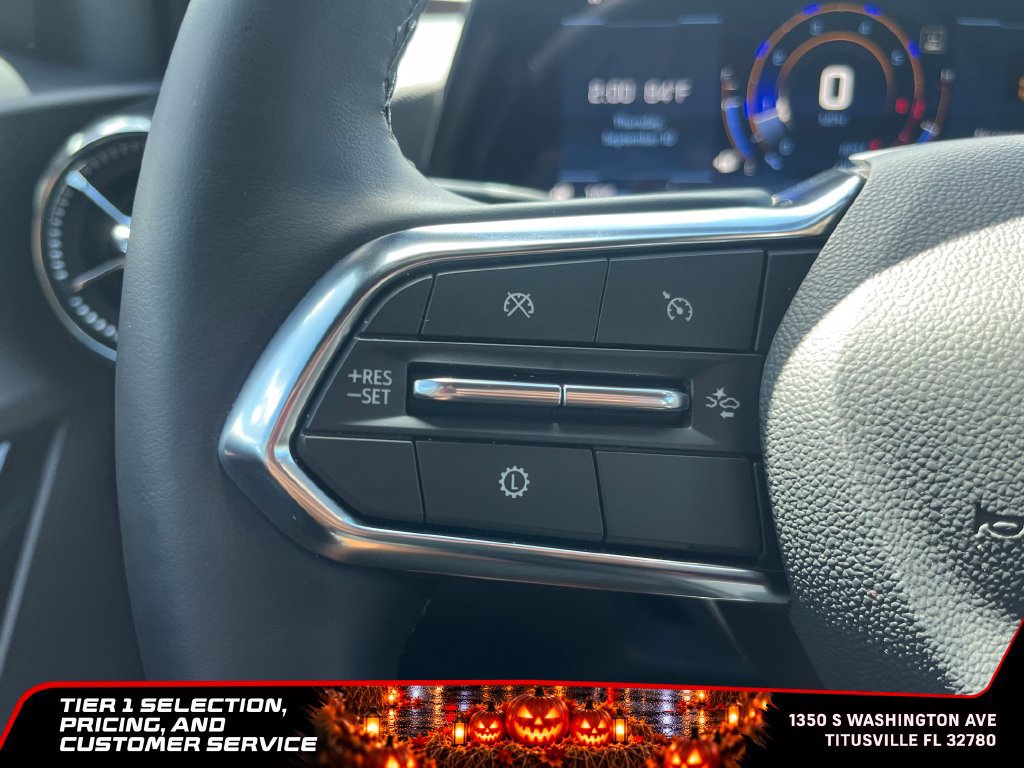 Used 2026 Chevrolet Equinox LT FWD image 25