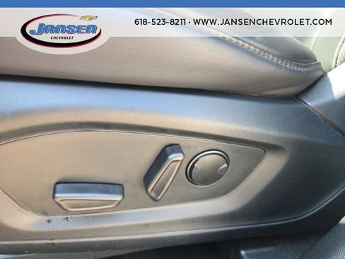 Used 2024 Ford Explorer XLT w/ Equipment Group 202A image 18